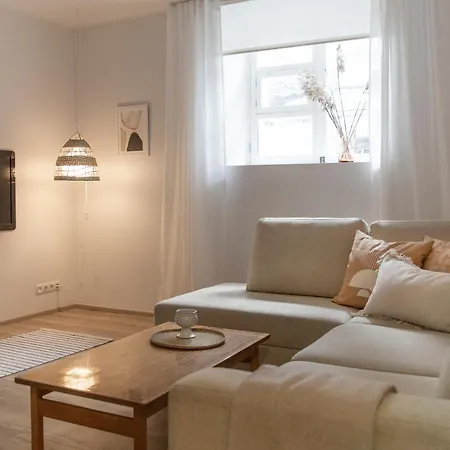 Charming One Bedroom In *